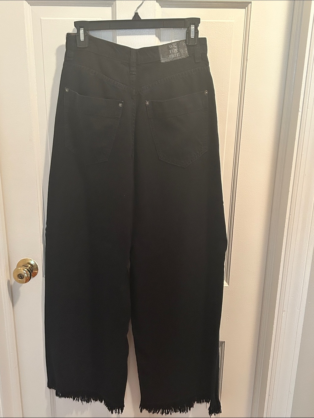 We The Free Black Wide-Leg Women's Jeans with Raw Hem - Picture 2 of 6